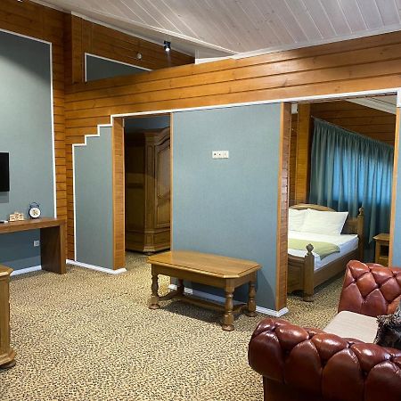 Guest House Chalet Taraz Exterior photo