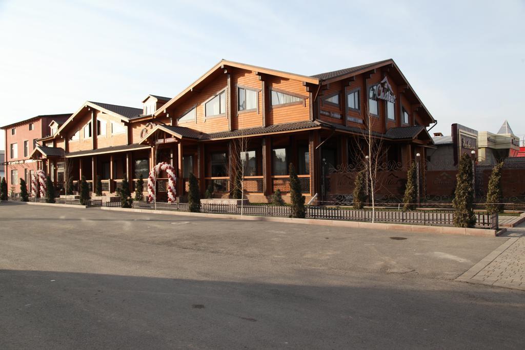 Guest House Chalet Taraz Exterior photo